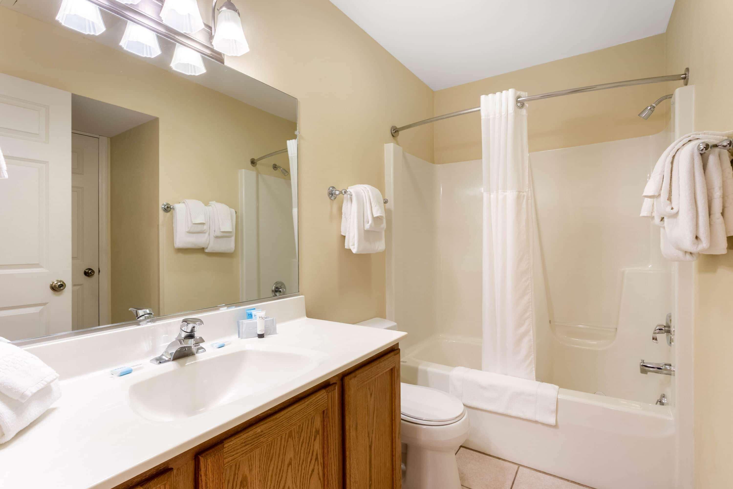 Hotel Tamarack Wisconsin Dells, A Ramada By Wyndham Lake Delton Exterior foto