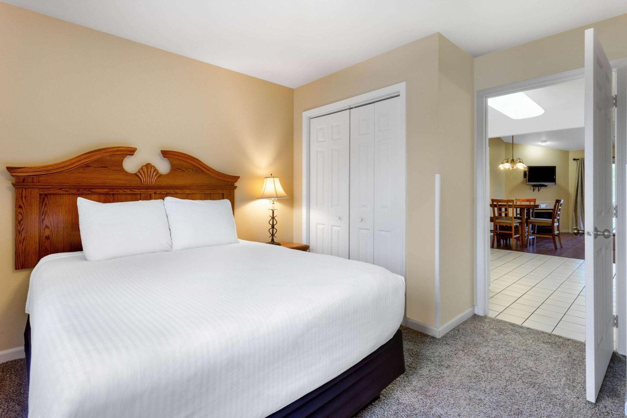 Hotel Tamarack Wisconsin Dells, A Ramada By Wyndham Lake Delton Exterior foto